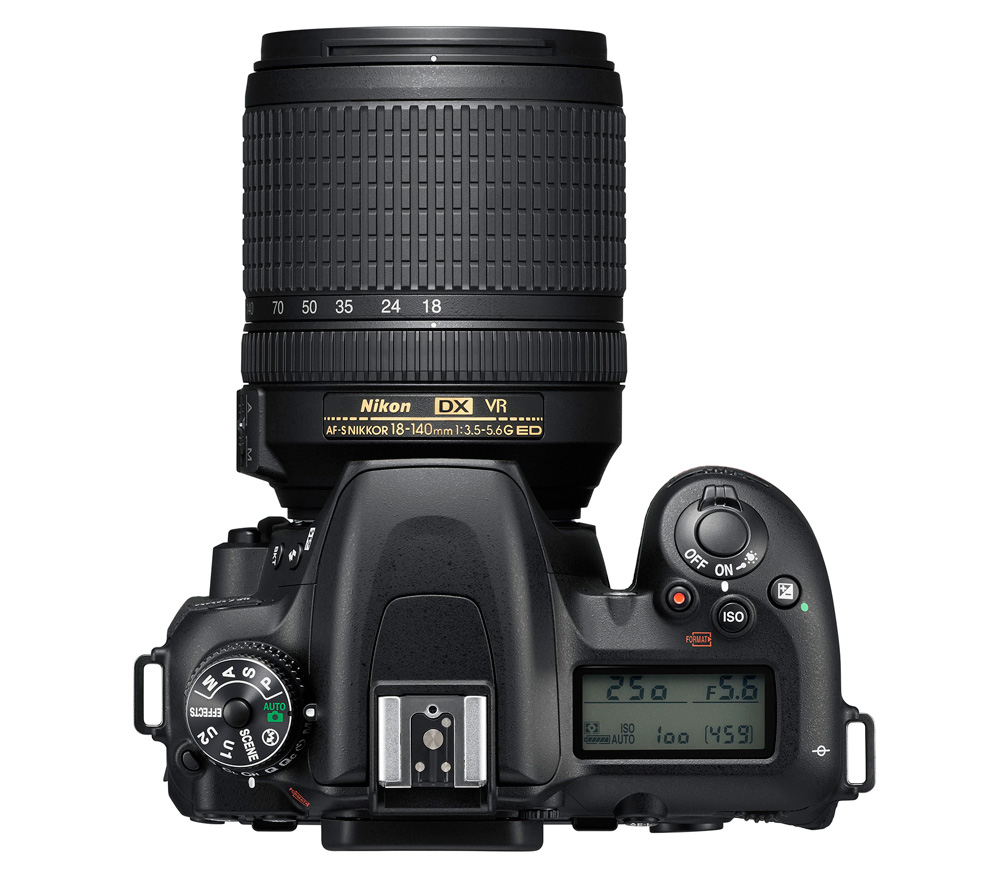 Зеркальный фотоаппарат Nikon D7500 Kit 18-140mm VR DX