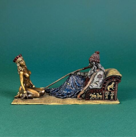 Винтаж: Кабинетная скульптура «Работорговец с наложницей»