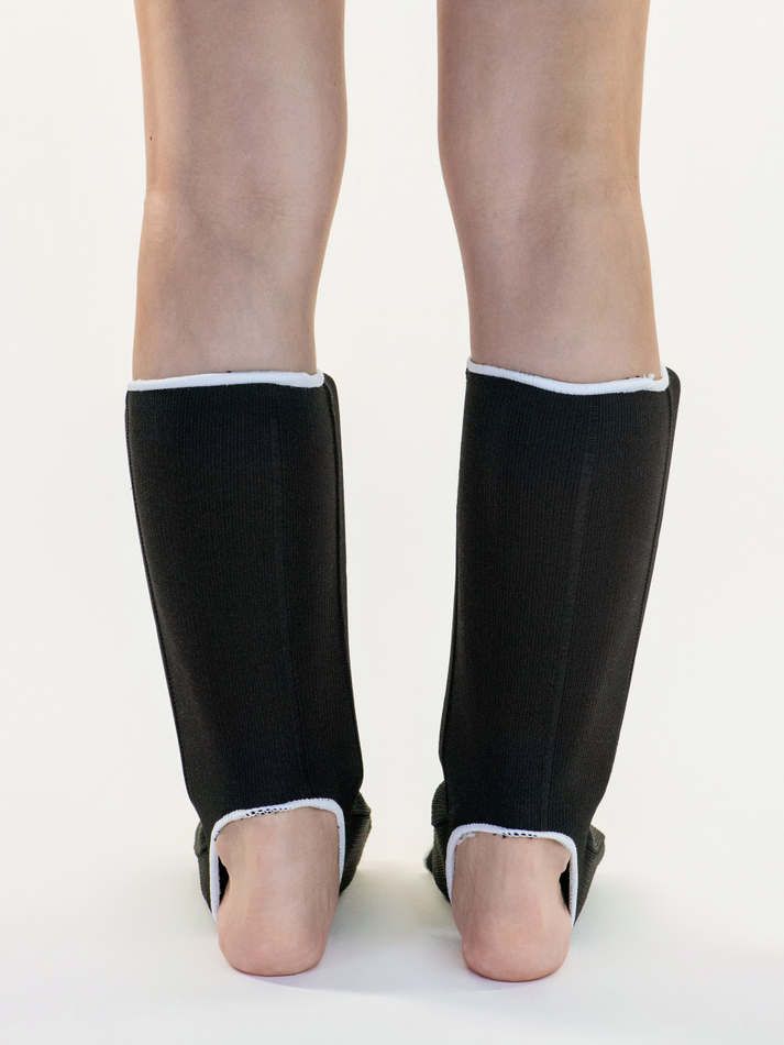 Защита голени и стопы  RV формованная (черный)