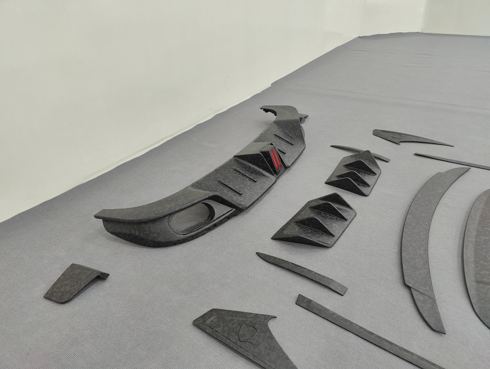 Карбоновый обвес для Bentley Continental GT 2024+ Бентли Континенталь