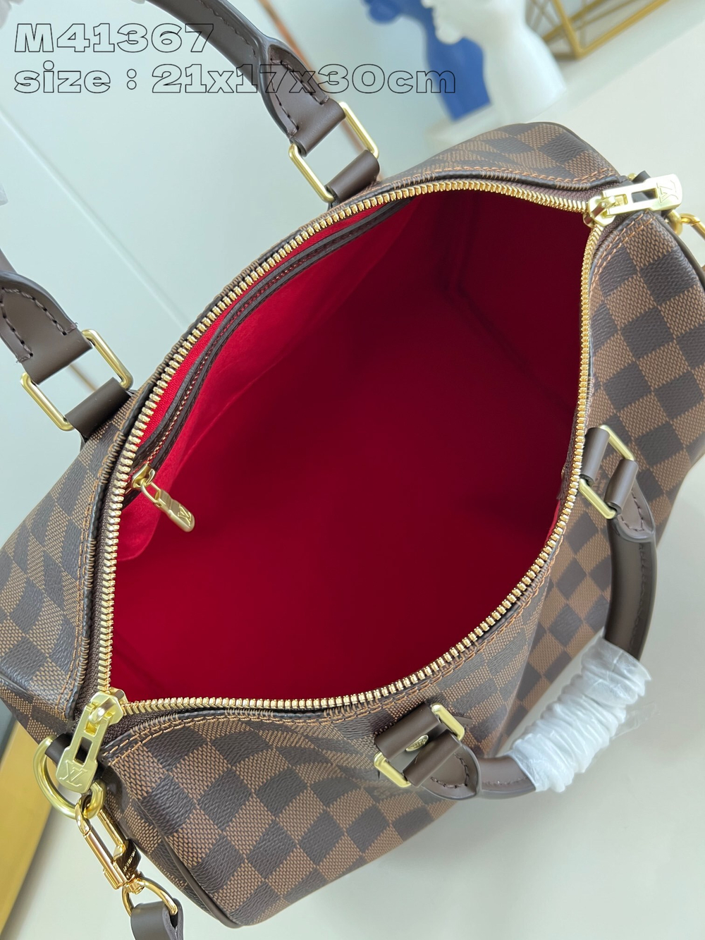 Louis Vuitton Speedy 30