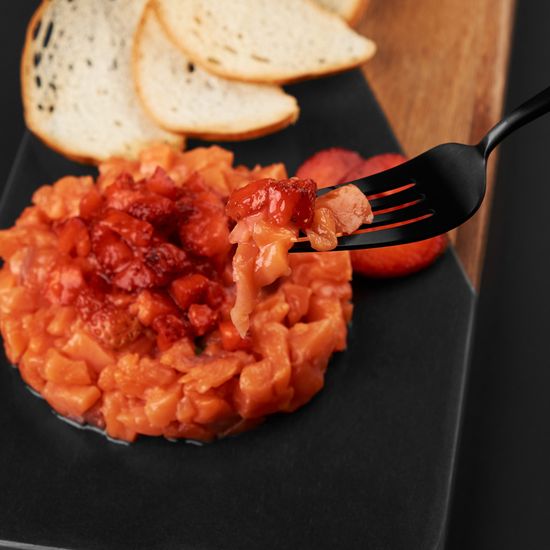 Форель слабосоленая. Вкусная, полезная, натуральная еда в магазине Таёжный Цех! Так же возможен заказ через интернет магазин, доставка до двери (производитель ТАЕЖНАЯ ЛАВКА)