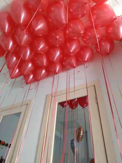 30 шаров под потолок