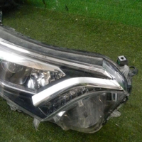 Фара правая Toyota RAV4 4 CA40 (2015-2019) LED