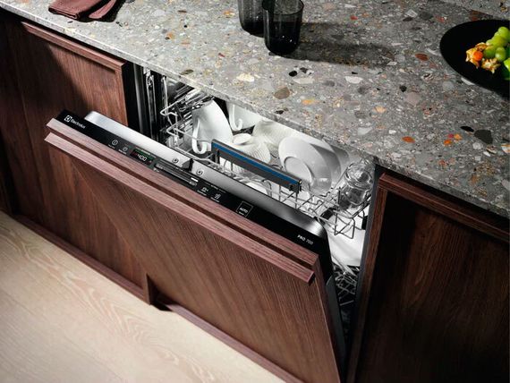 Встраиваемая посудомоечная машина Electrolux EES47320L