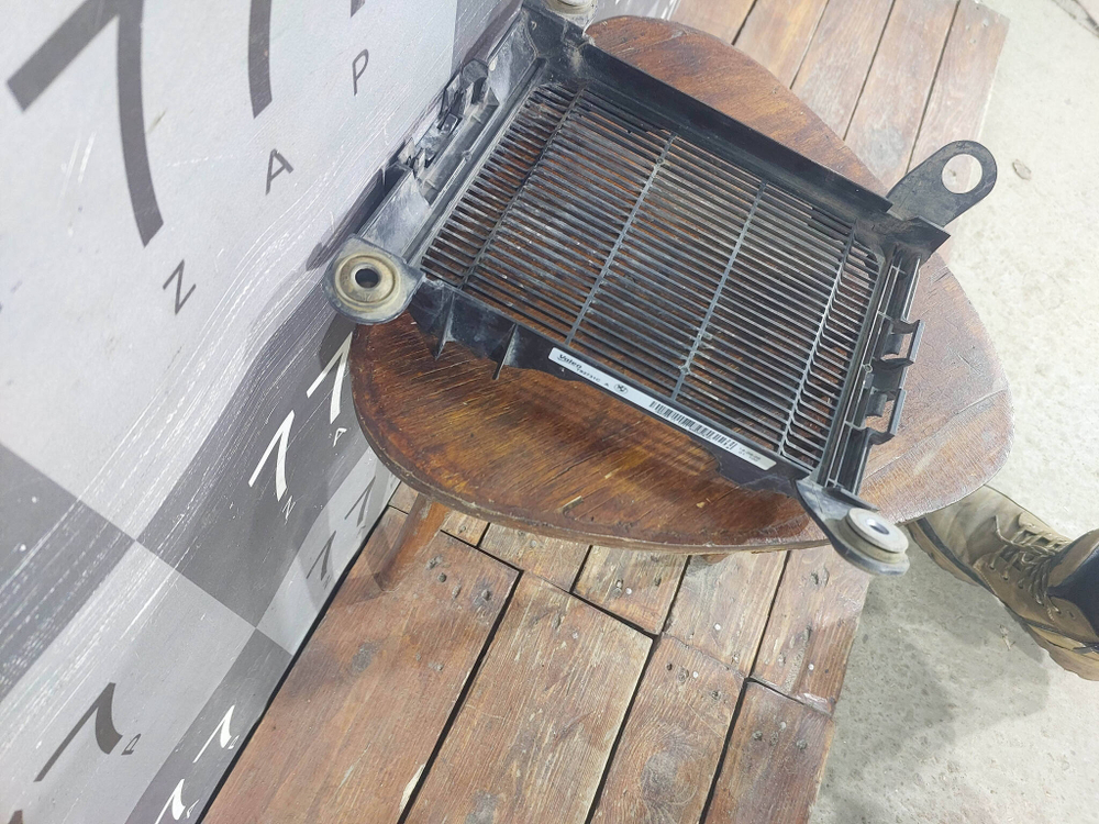 Решетка  доп радиатора BMW 1-Series (F20) Б/У Оригинал 17219452275