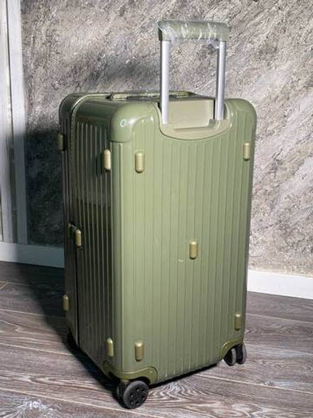 Чемодан Rimowa