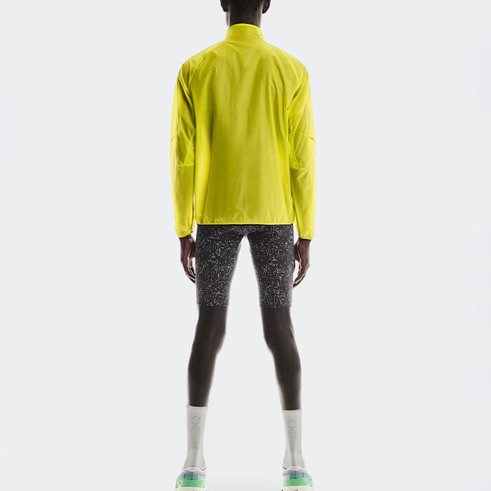 On Zero Jackets