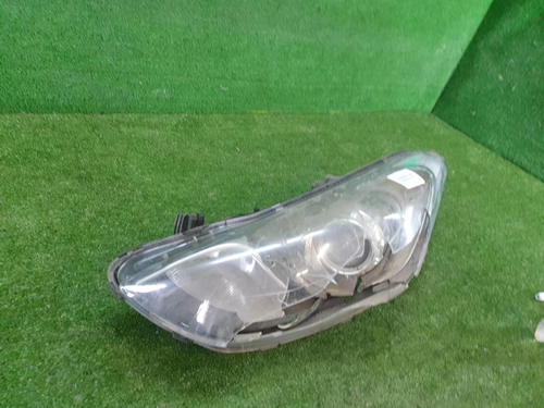 Битая Фара левая Hyundai I30 2 GD (2011-2015) галоген