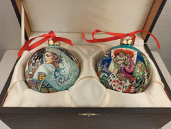 Набор новогодних шаров с авторской росписью Палех "Алиса в стране чудес" и  "Снежная королева"