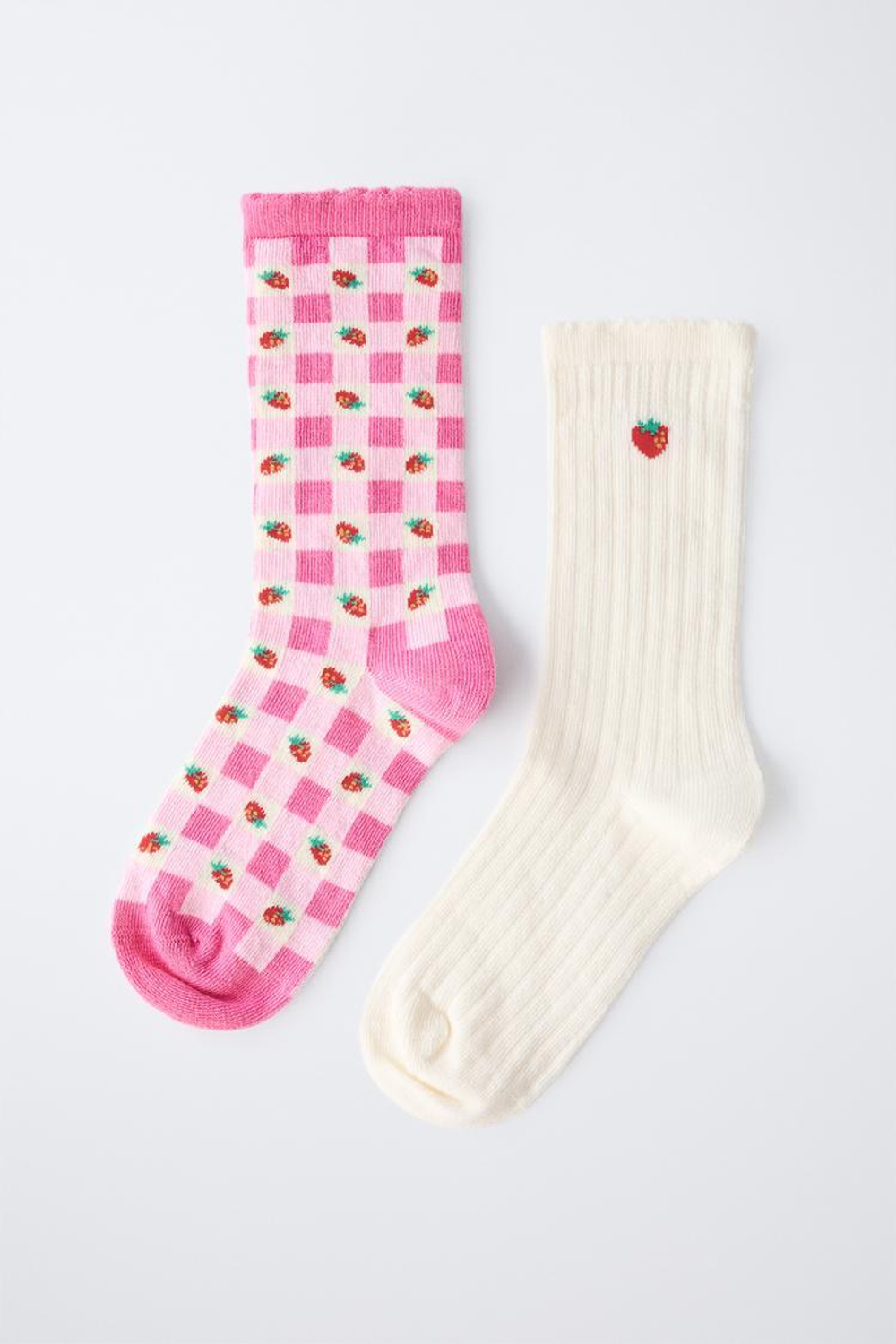 ZARA НАБОР ИЗ 2 ПАР НОСКОВ В КЛЕТКУ ВИШИ, РОЗОВЫЙ