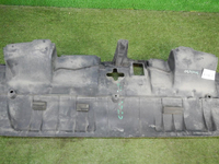 Кожух замка капота Toyota Land Cruiser 200 (2007-2012)