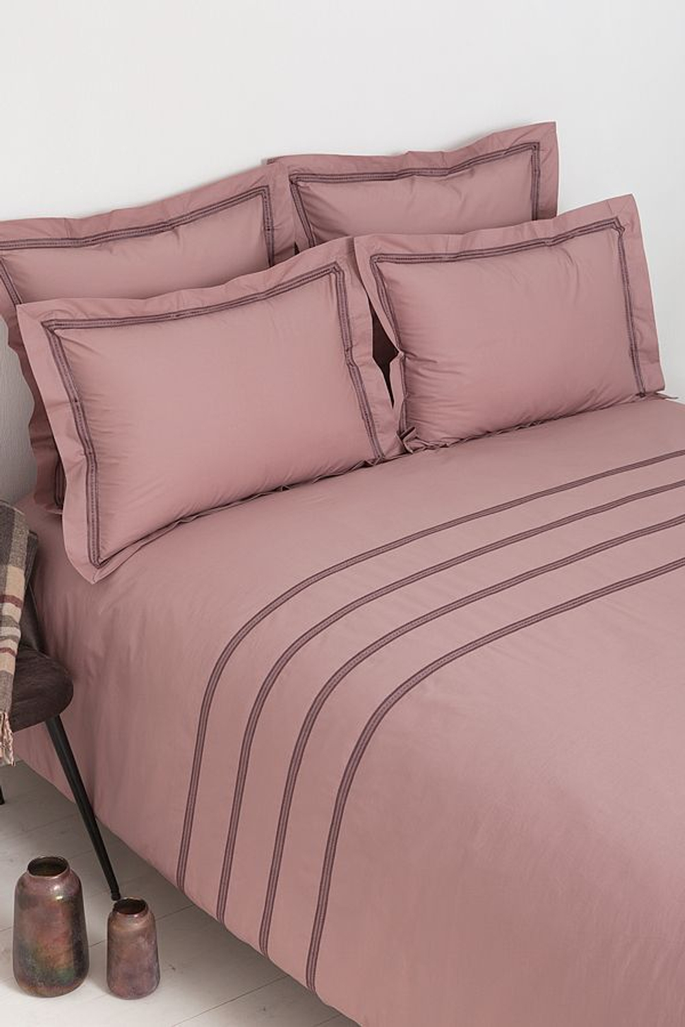 Наволочка 70х70 Bovi Акцент карминово-розовый Португалия