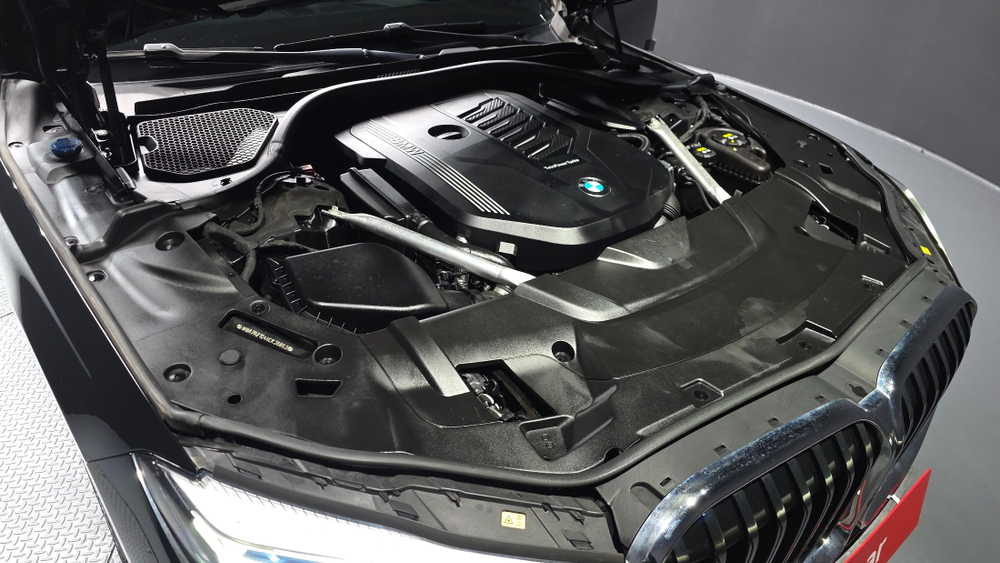 BMW 7 серии (G11) 740i: