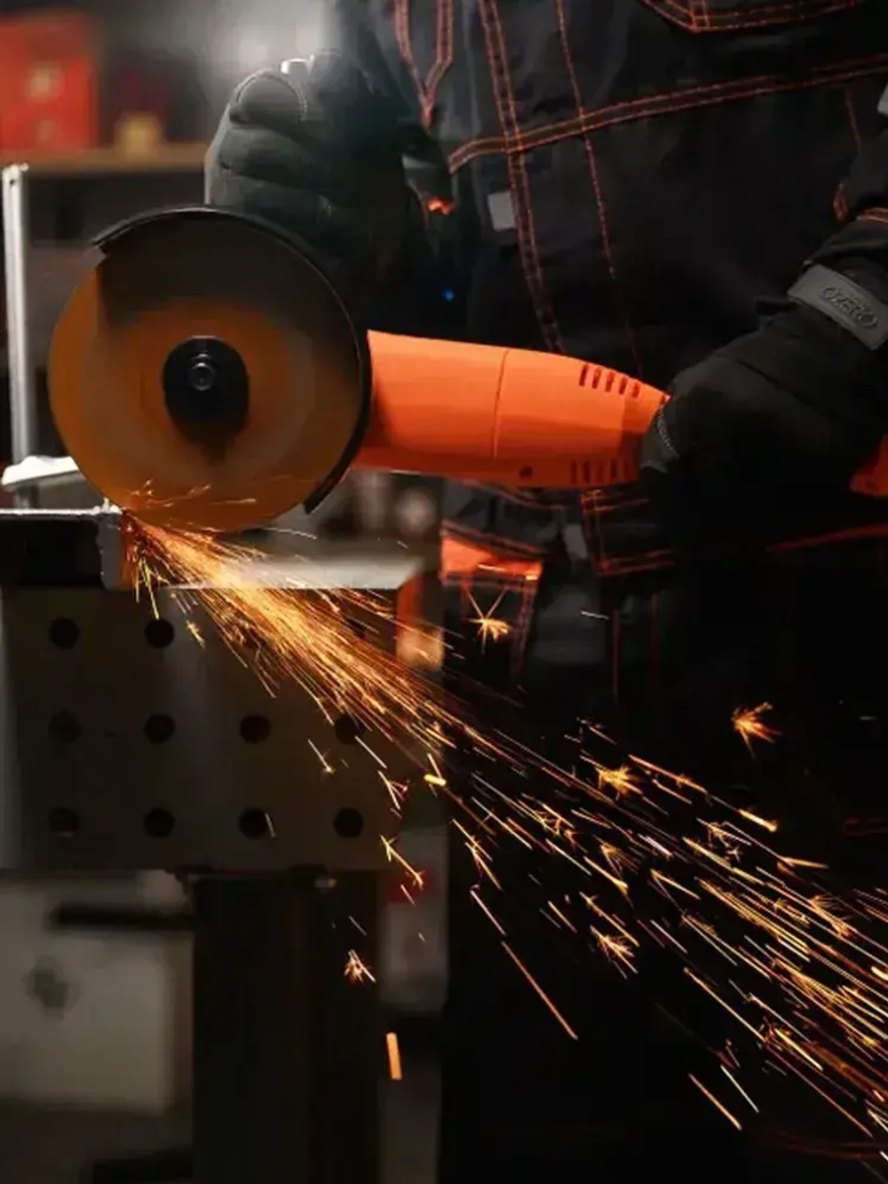 Болгарка с регулировкой оборотов 150 мм, 1400 Вт, 10500 об/мин - УШМ-150/1400Э Вихрь, 2 положения рукоятки