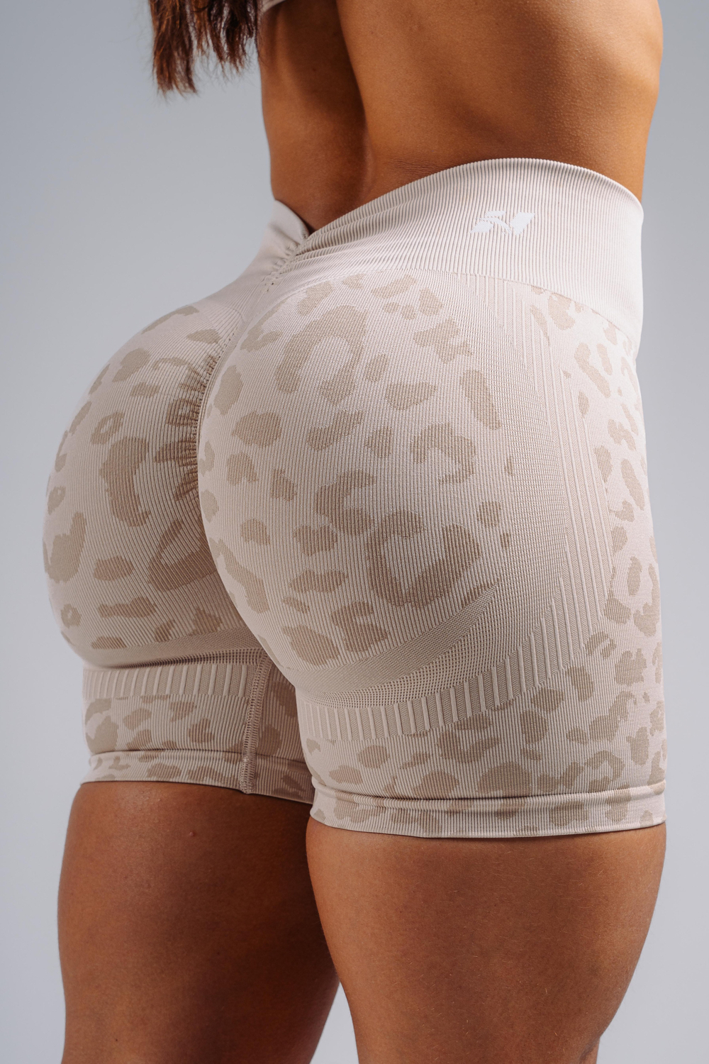 Шорты Push-Up Compression Leopard Shorts PRIMAL 856 Кремовые