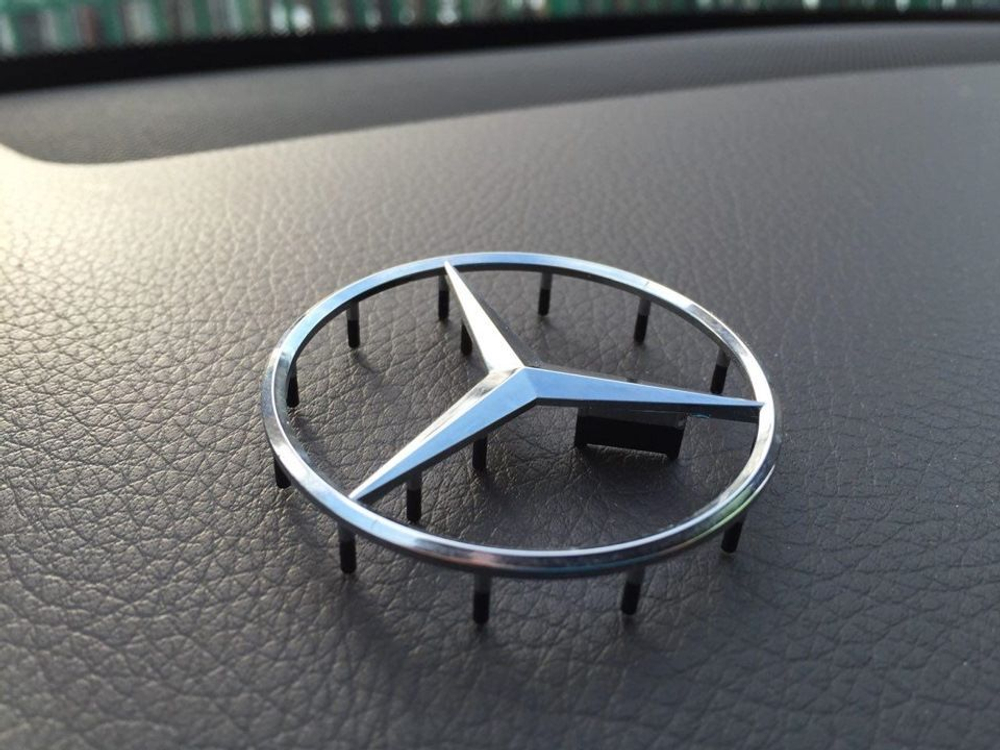 Эмблема на руль Mercedes / Наклейка на руль Мерседес на ножках