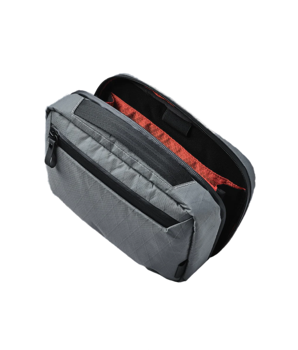 Сумка-несессер Alpaka Elements Tech Case Max