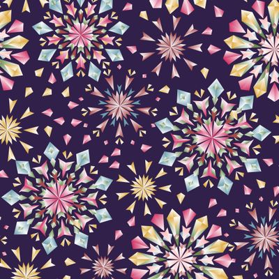 Цветные алмазы на темном