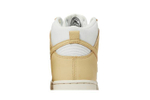 Кроссовки Nike Dunk Lx "Certified Fresh" (Женская размерная сетка)