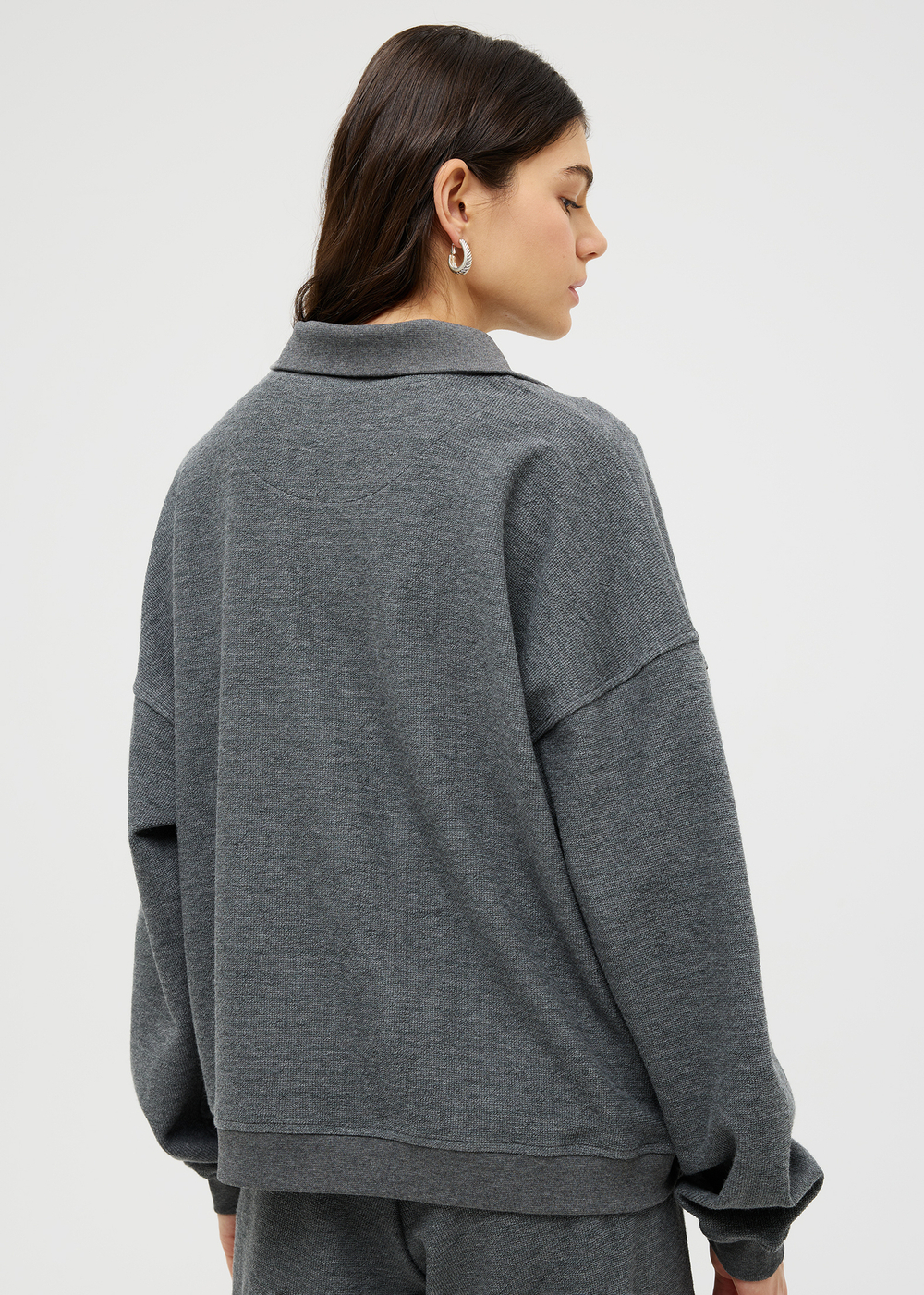 Свитшот с молнией