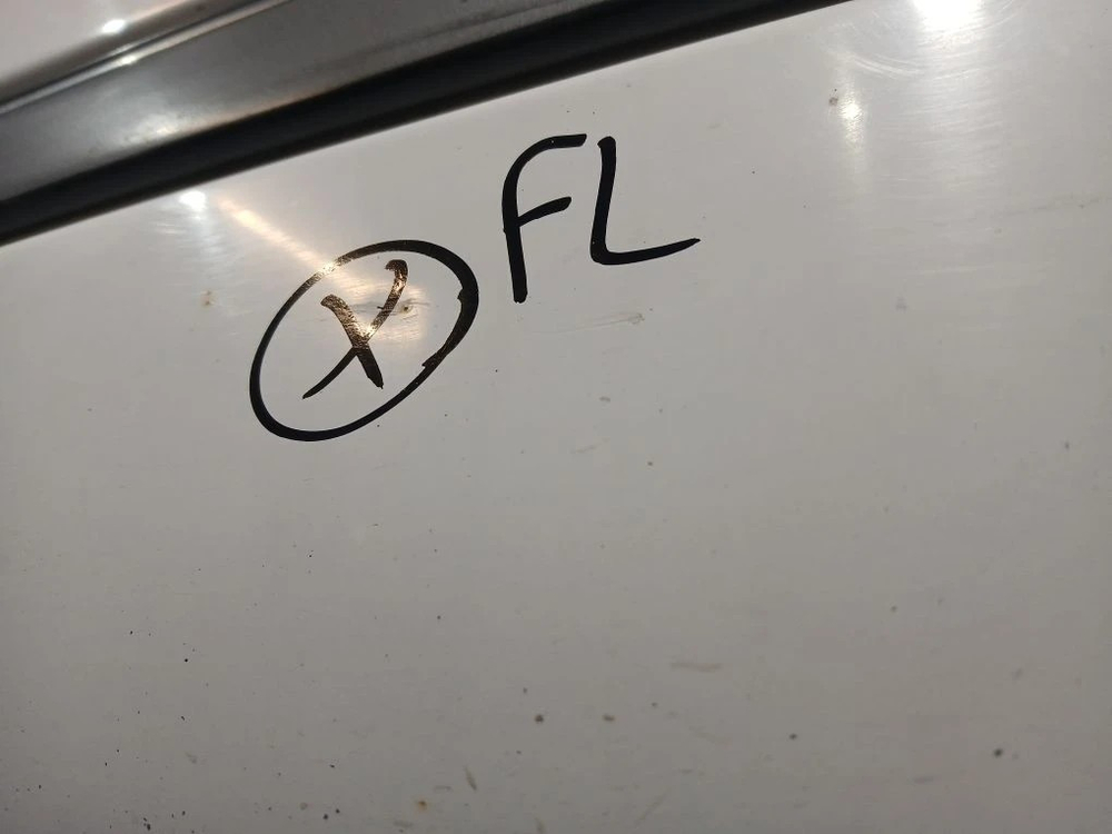 Дверь передняя левая TOYOTA CORONA 1990