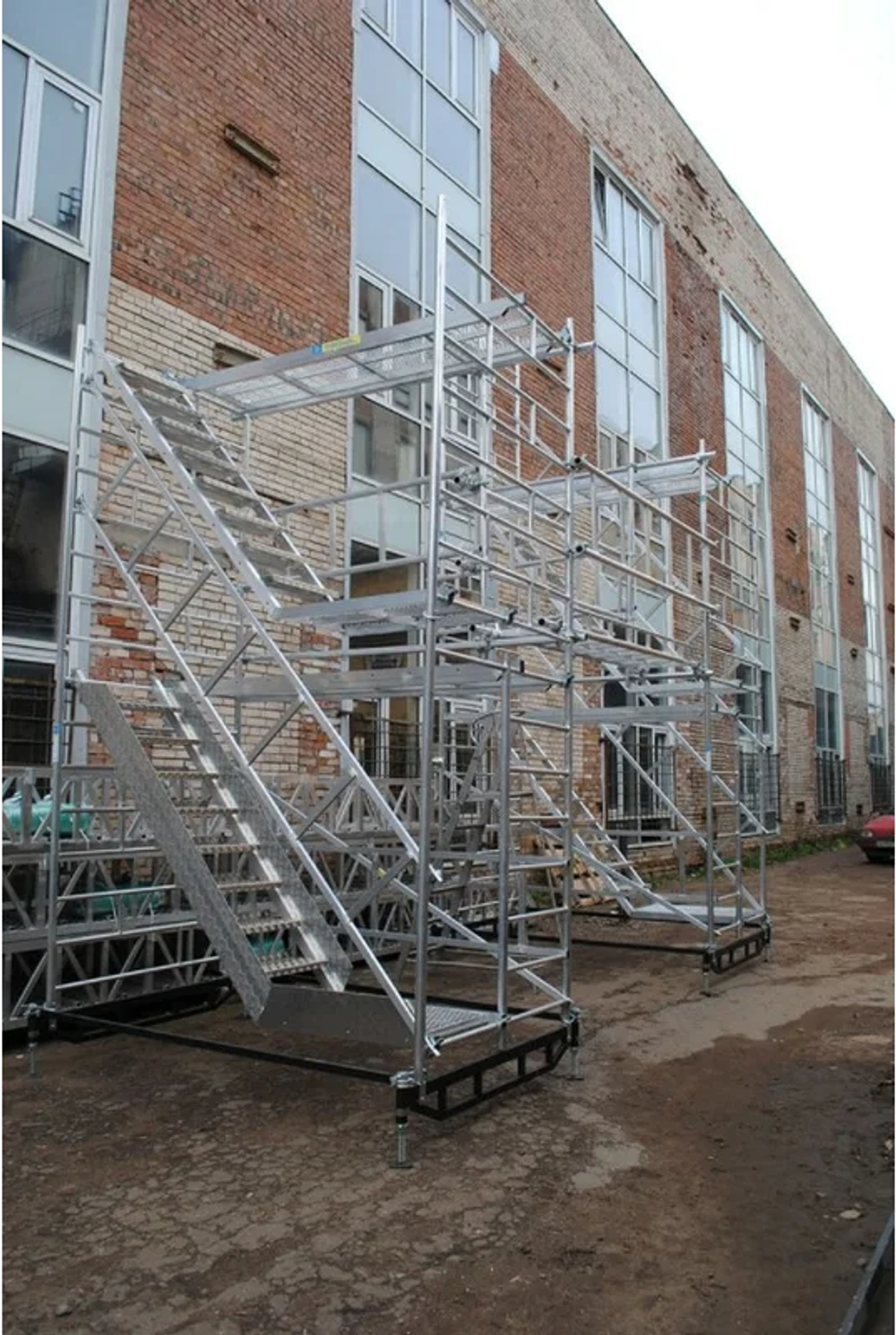 Вышка модульная алюминиевая MEGAL ВМА 1400Л/21