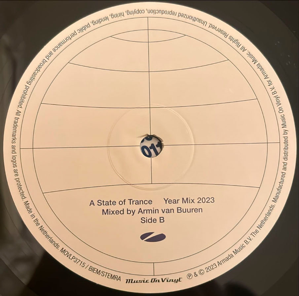 Armin van Buuren / A State Of Trance Year Mix 2023 (3LP)