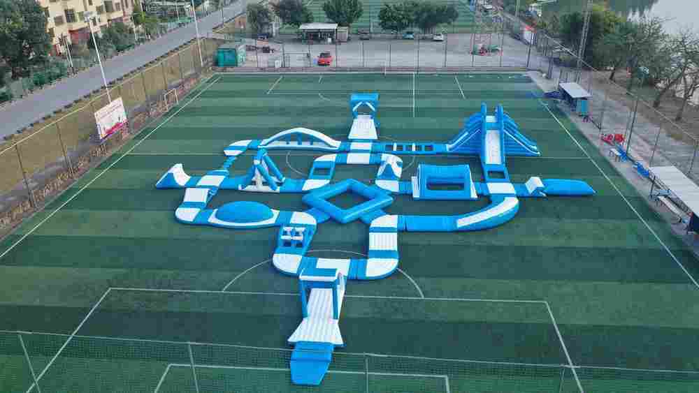 Аквапарк на воде “Пляжное путешествие 2”