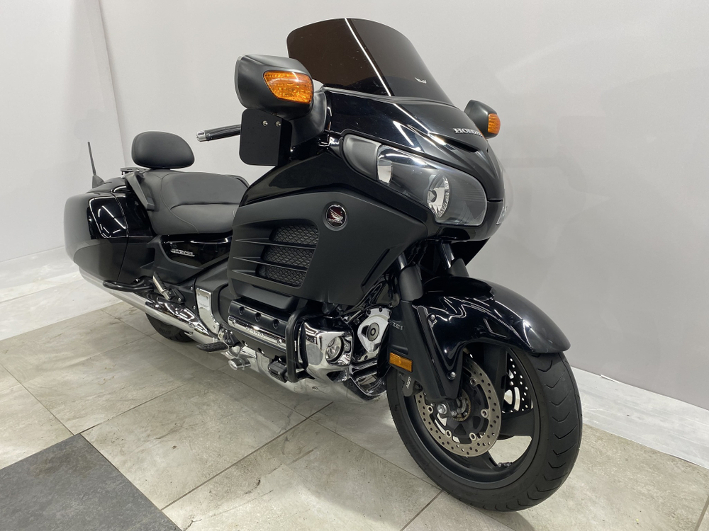 Honda GL1800 F6B Bagger 043777