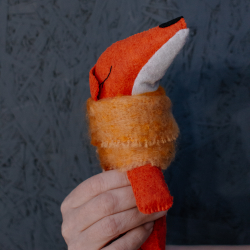 Игрушка ручной работы Лиса