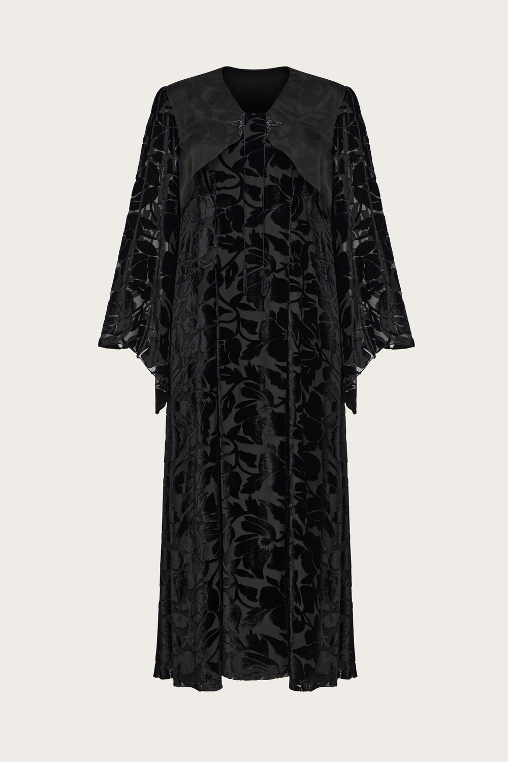 Платье из шелкового панбархата с авторской вышивкой