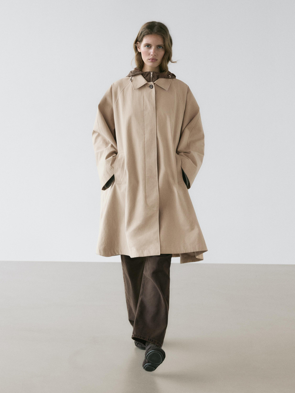 Massimo Dutti Тренч-накидка с капюшоном, бежевый