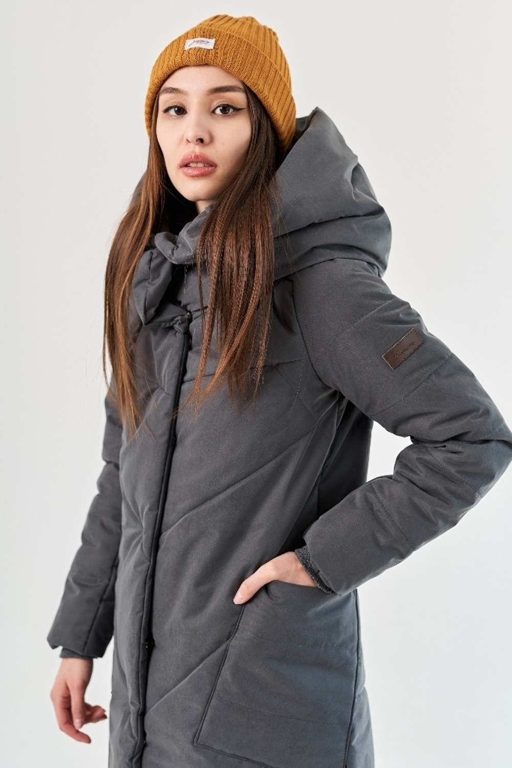 Пальто женское зимнее графит