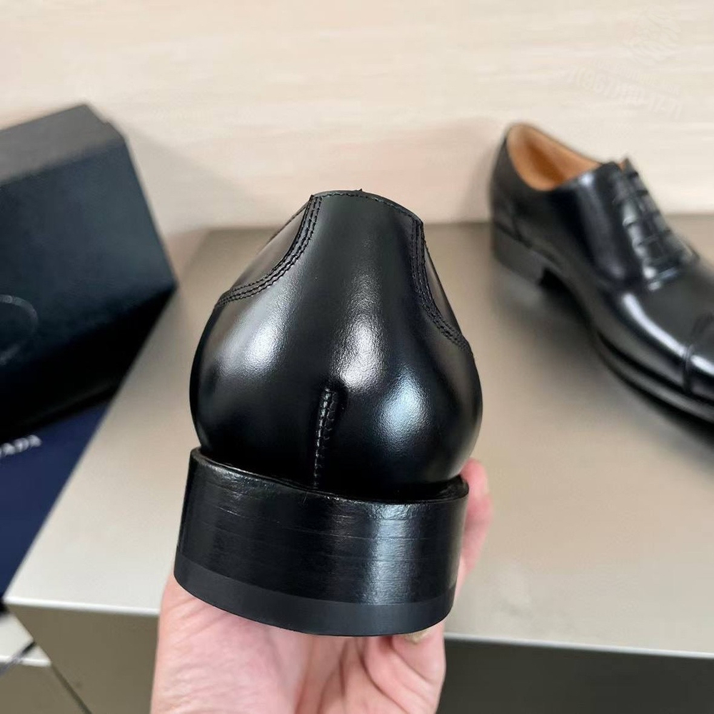 Туфли Prada