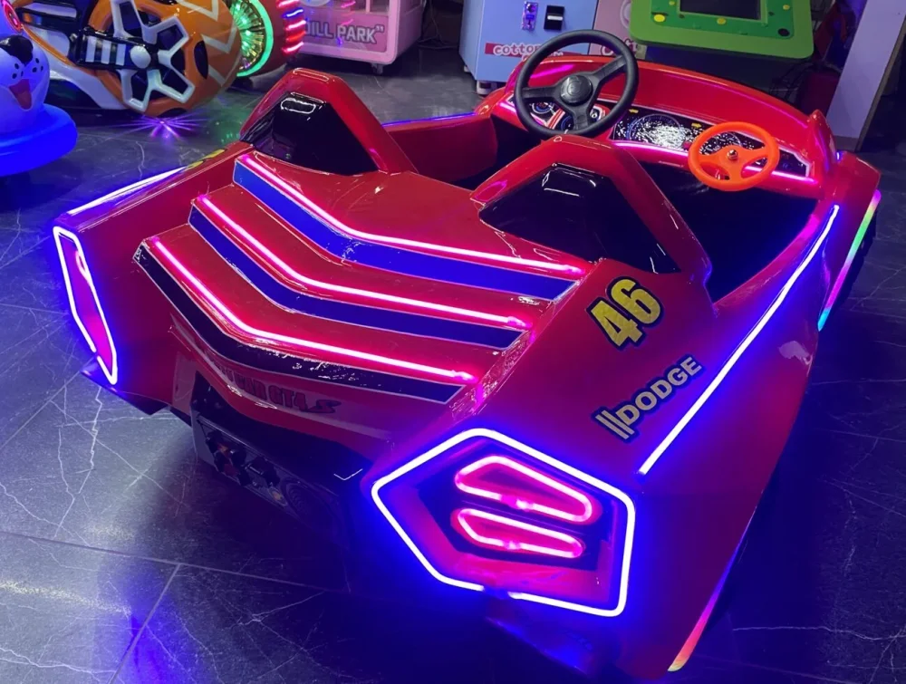 Прокатный аттракцион «Двухместный Спорткар» Электромобиль