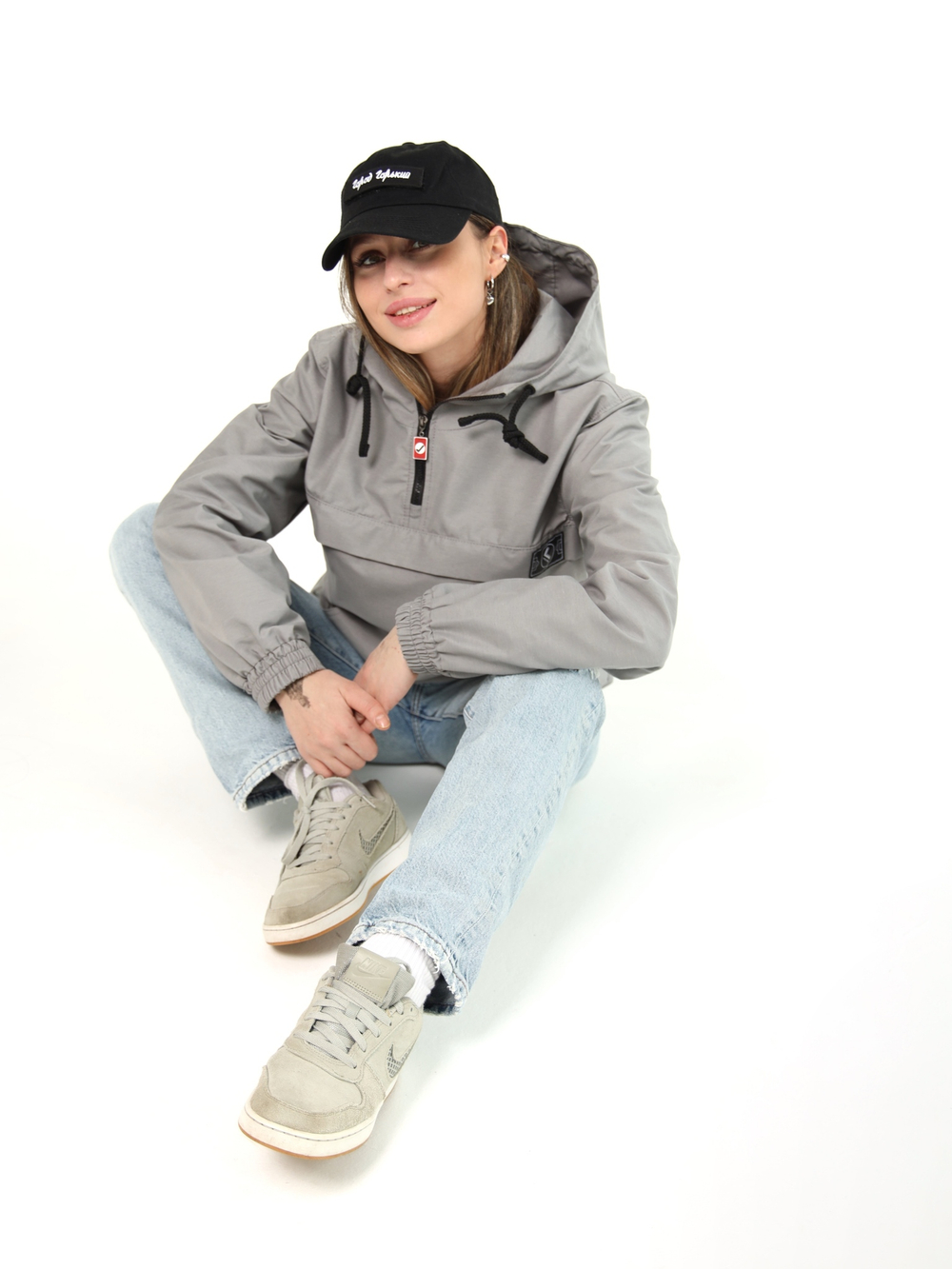 Анорак мужской без утеплителя серый Город Горький