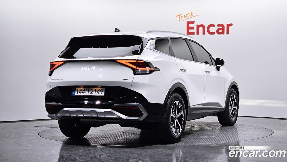 Kia Sportage 5 Generation Hybrid Signatures 2WD (12.2022)
