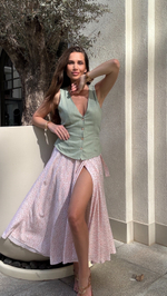 Жилет на пуговках изо льна