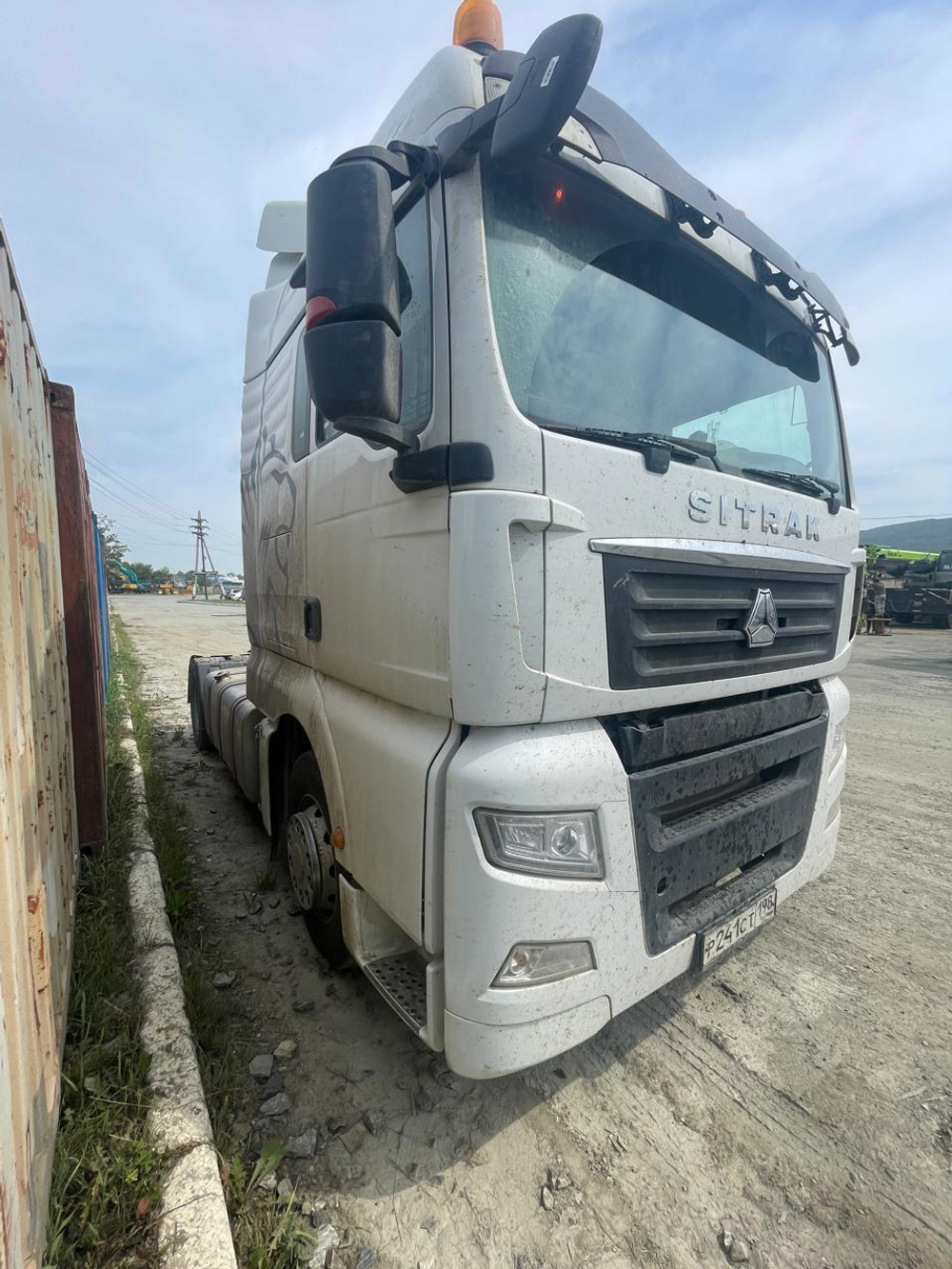 SITRAK C7H 4x2 Седельный тягач ZZ4186V361HE (Дизельный, 10,5 л, 441 л.с., АT)