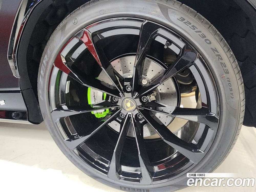 Lamborghini Urus 4.0 V8 S (12.2023)