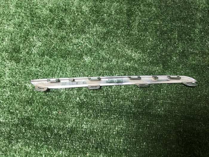 Накладка решетки радиатора Mercedes E C238 (16-21)