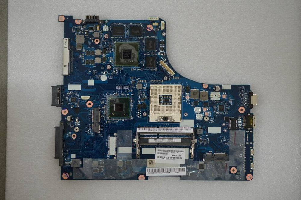 Материнская плата для ноутбука Lenovo Y500 W8 MB 2G 35W W/BT/BL (90002673), оригинал