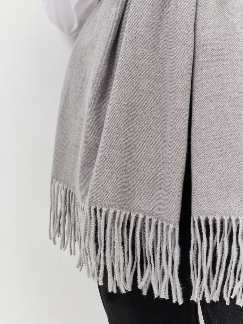 Палантин женский 302523 Bulmer