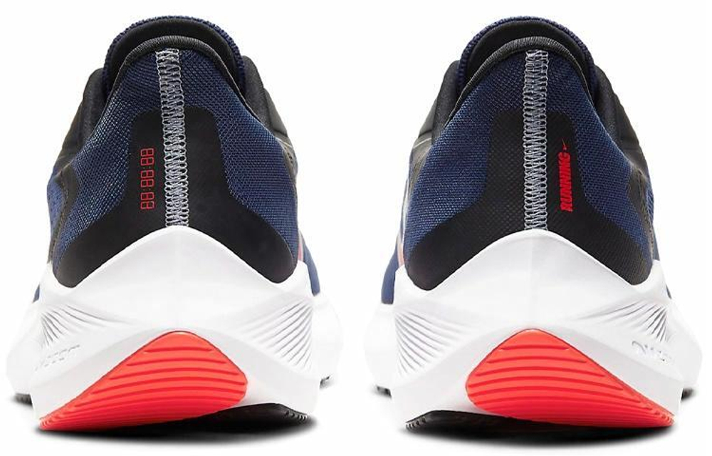 Кроссовки Nike Zoom Winflo 7