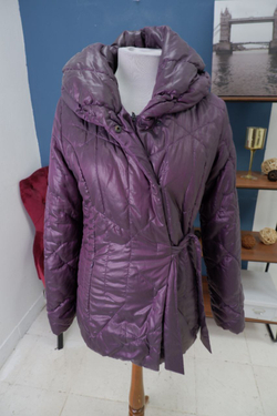 Куртка Oodji демисезонная 42  размер