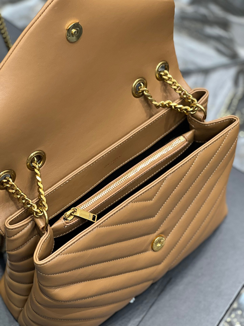 Saint Laurent Loulou 32 cm
