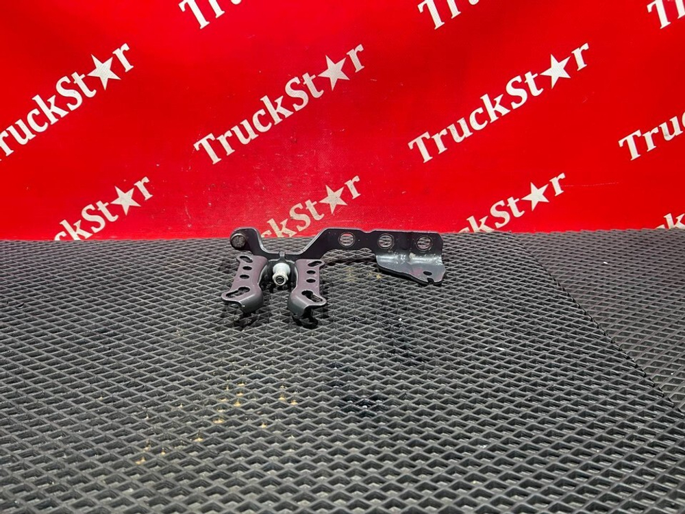 Кронштейн воздушных трубок