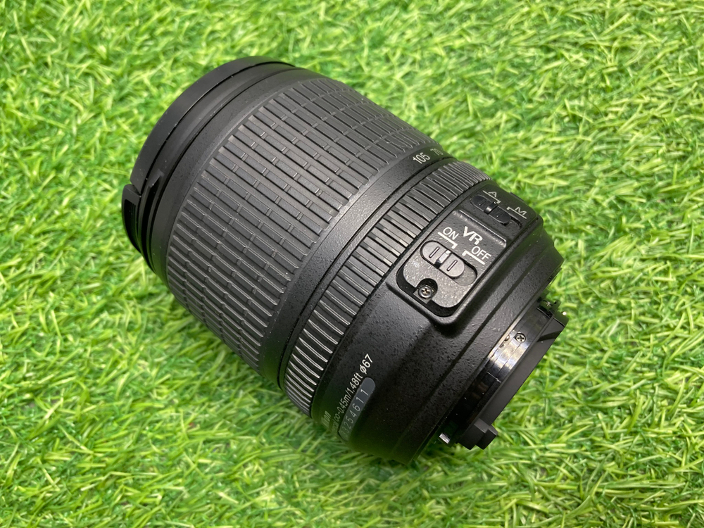 Nikon 18-105mm 3.5-5.6G AF-S ED DX VR Nikkor