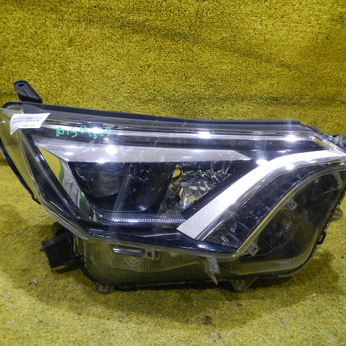Битая Фара правая Toyota RAV4 4 CA40 (2015-2019) LED
